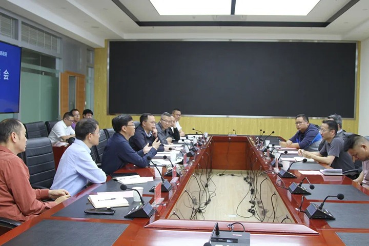 918博天堂·(中国区)官方网站（煤化）集团与开远市政府举行座谈会