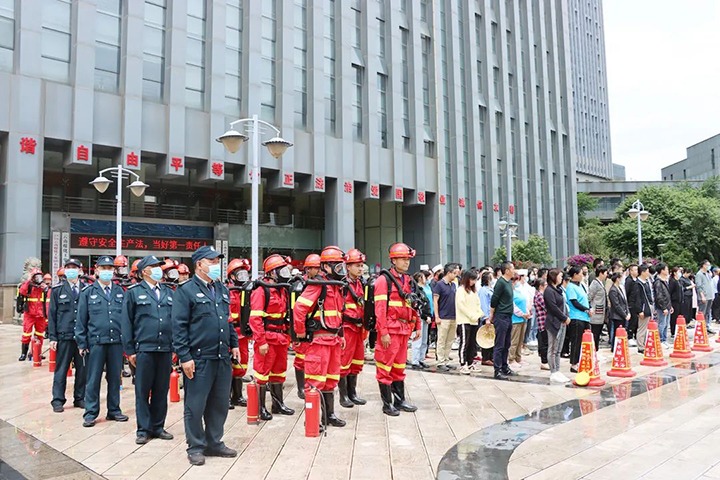 总结反思促提升，谋划部署再发力——记集团2022年度总部办公大楼火灾事故应急演练